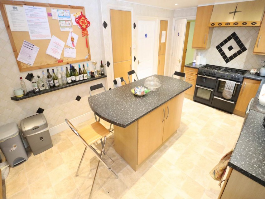 Images for Hatfield, Hertfordshire EAID:strats BID:0004-c910-f904-4fca