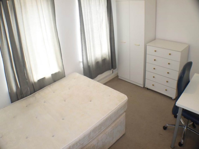 Images for Cunningham Avenue, Hatfield, Hertfordshire EAID:strats BID:0004-c910-f904-4fcf