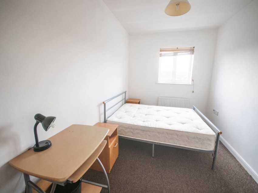 Images for Hatfield, Hertfordshire EAID:strats BID:0004-c910-f904-4fca