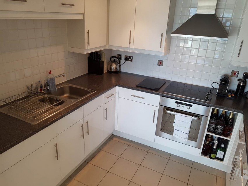 Images for Hatfield, Hertfordshire EAID:strats BID:0004-c910-f904-4fca