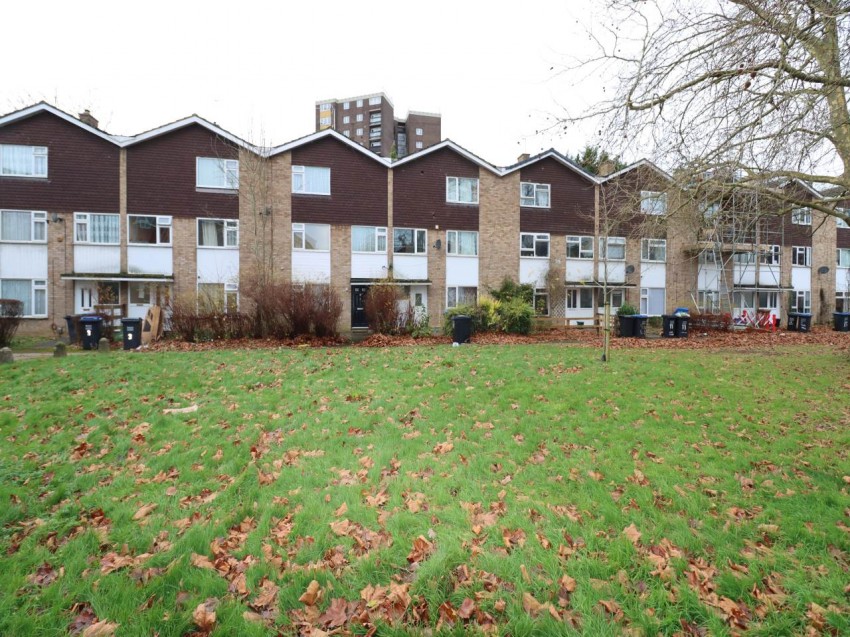 Images for Hatfield, Hertfordshire EAID:strats BID:0004-c910-f904-4fca