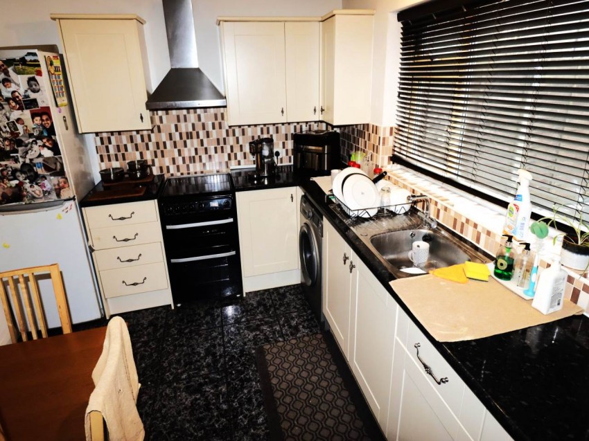 Images for Hatfield, Hertfordshire EAID:strats BID:0004-c910-f904-4fca