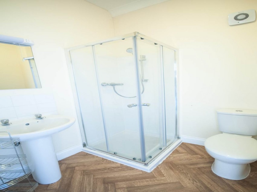 Images for Hatfield, Hertfordshire EAID:strats BID:0004-c910-f904-4fca