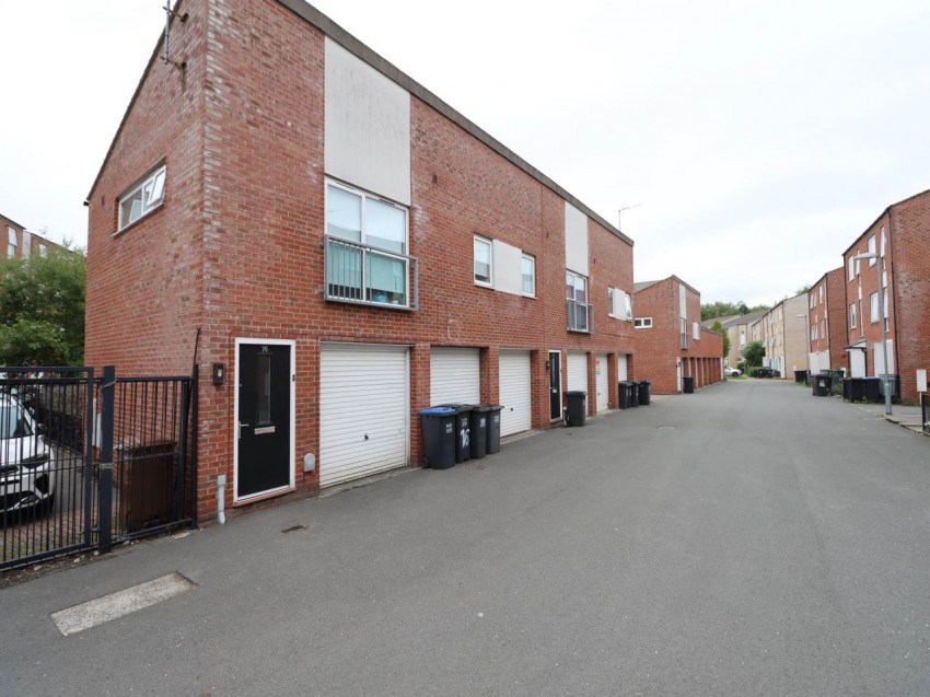 Images for Hatfield, Hertfordshire EAID:strats BID:0004-c910-f904-4fca