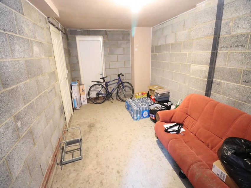 Images for Hatfield, Hertfordshire EAID:strats BID:0004-c910-f904-4fca