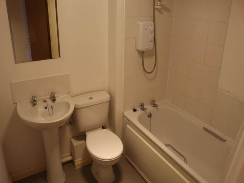 Images for Hatfield, Hertfordshire EAID:strats BID:0004-c910-f904-4fca