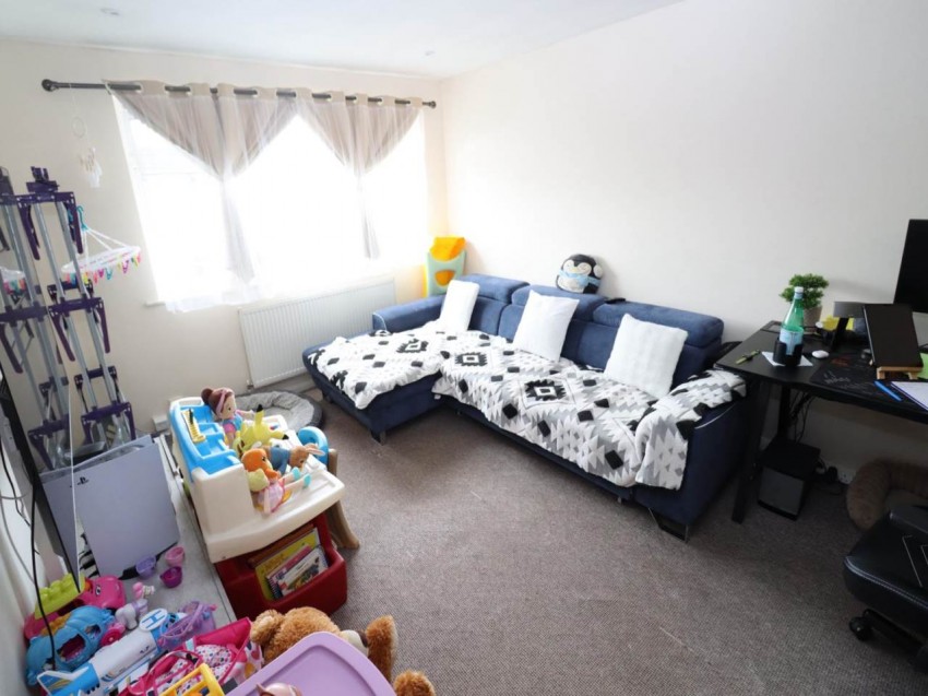 Images for Hatfield, Hertfordshire EAID:strats BID:0004-c910-f904-4fca