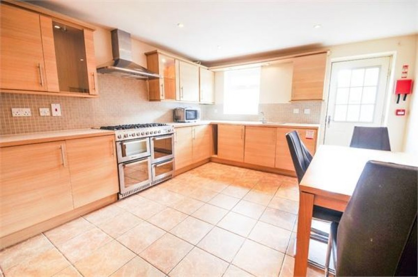 Images for The Runway, Hatfield, Hertfordshire EAID:823 BID:1386